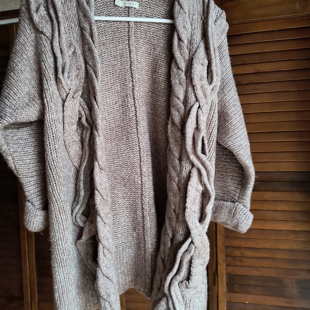 Hinge Braided Knit Cardigan Beige